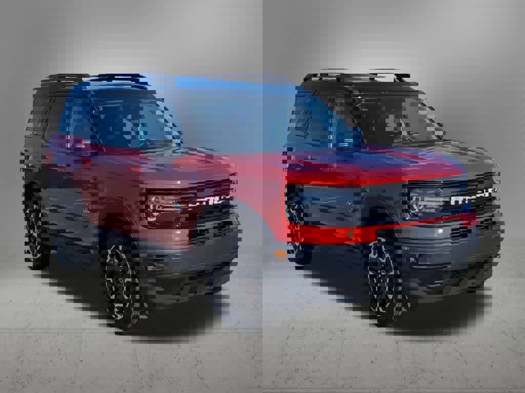 Used 2024 Ford Bronco Sport Outer Banks w/ Tech Package image 8