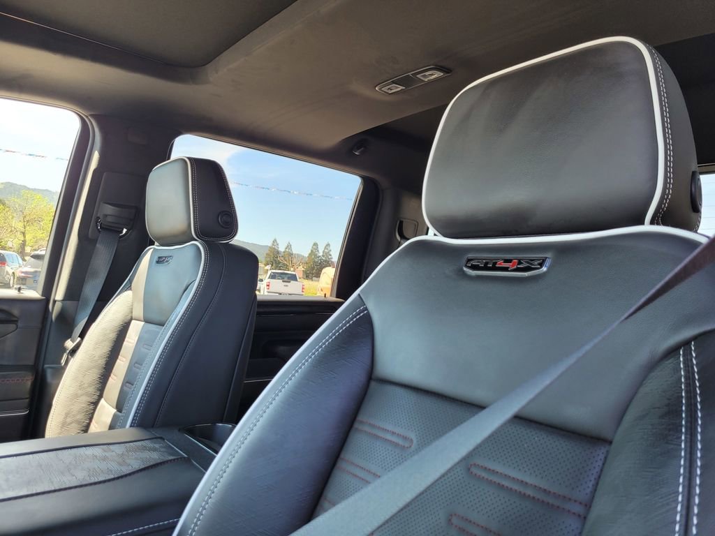New 2026 GMC Sierra 2500 AT4X image 12