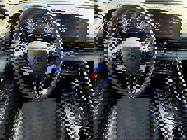 Used 2025 Hyundai Elantra N image 12