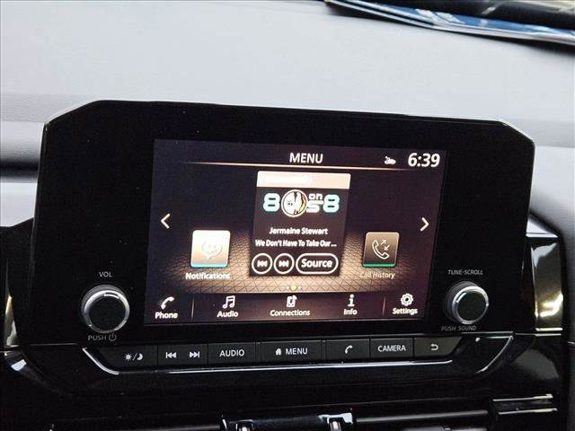 Used 2025 Nissan Pathfinder SV image 12