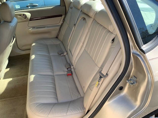 Used 2005 Chevrolet Impala LS w/ Preferred Equipment Group image 17