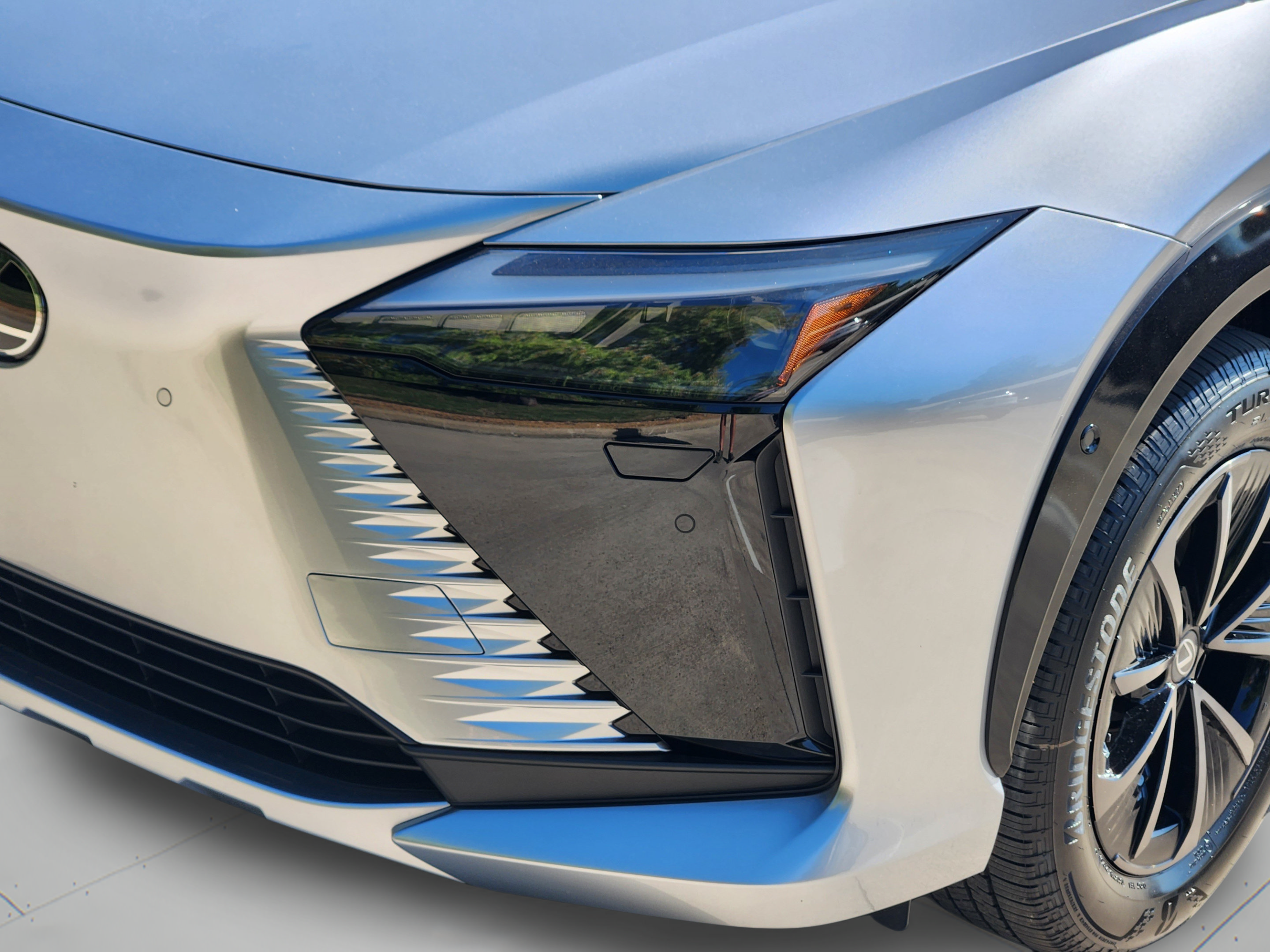 New 2026 Lexus RZ 350e 2WD image 21