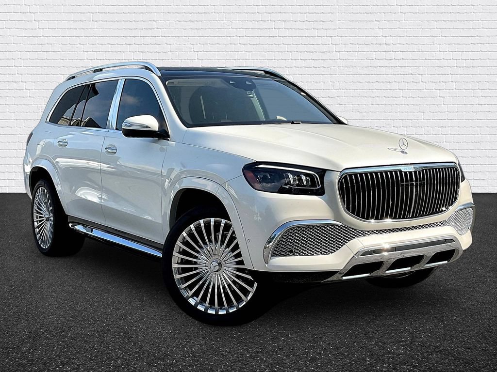 Used 2023 Mercedes-Benz Maybach GLS 600 4MATIC image 3