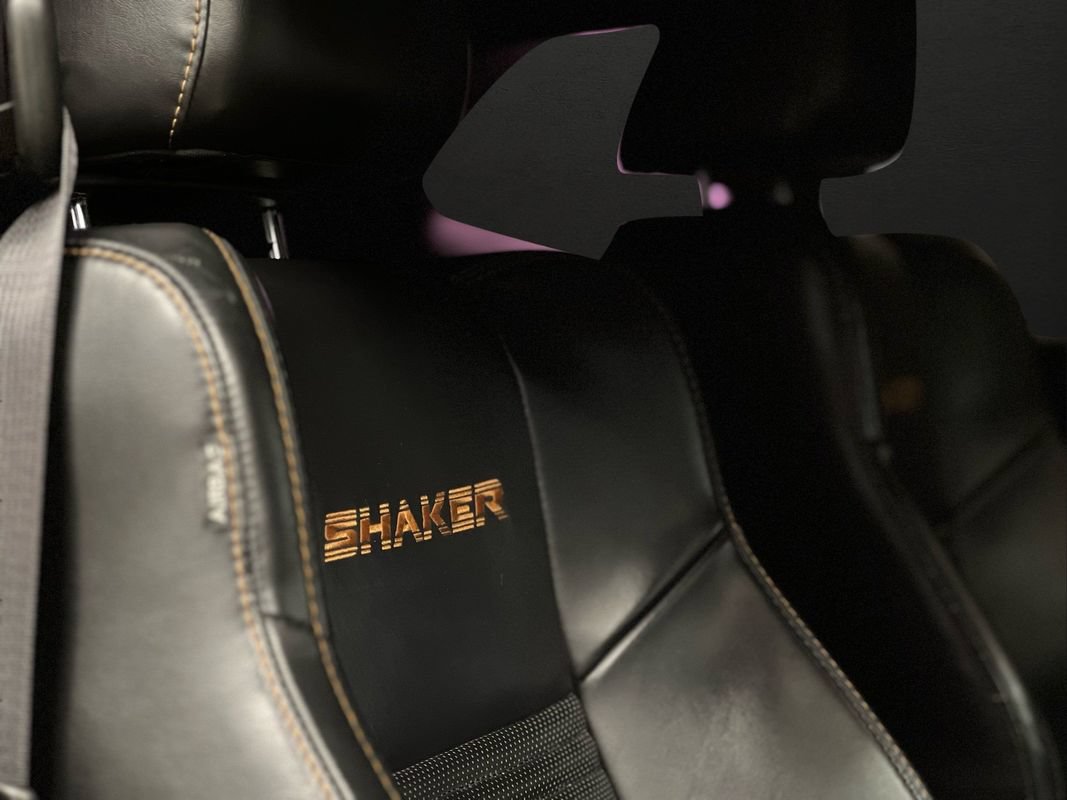 Used 2015 Dodge Challenger R/T Plus RWD image 16