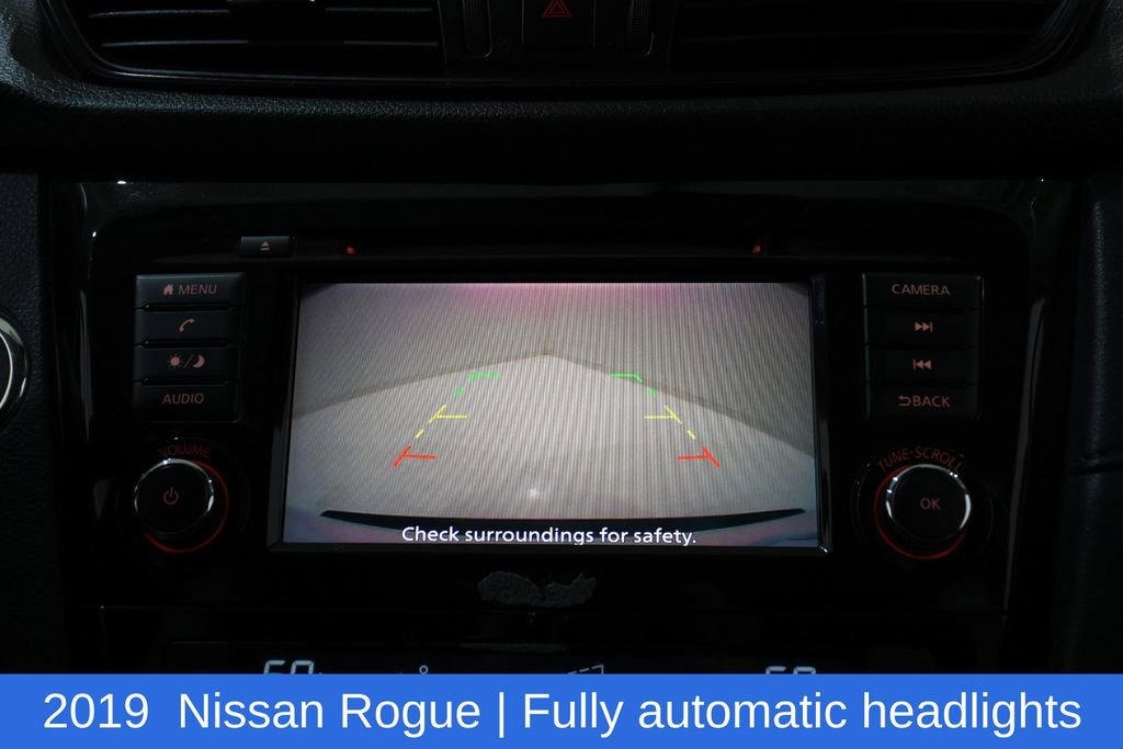 Used 2019 Nissan Rogue SV FWD image 14