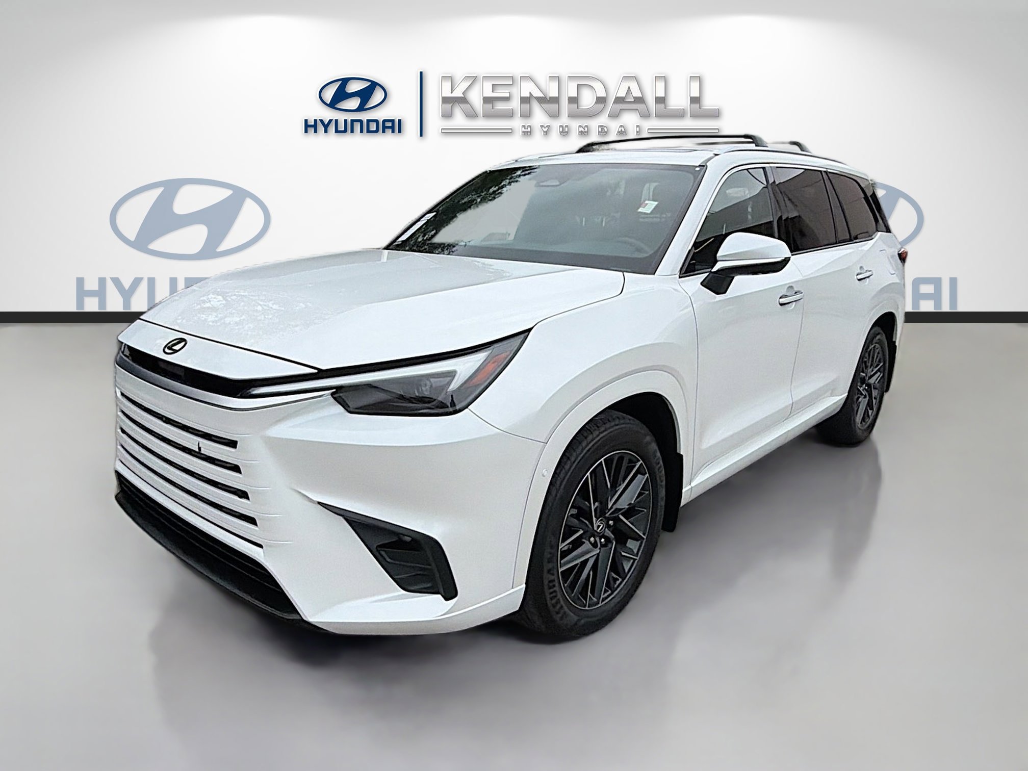 Used 2025 Lexus TX 350 AWD w/ Technology Package image 3