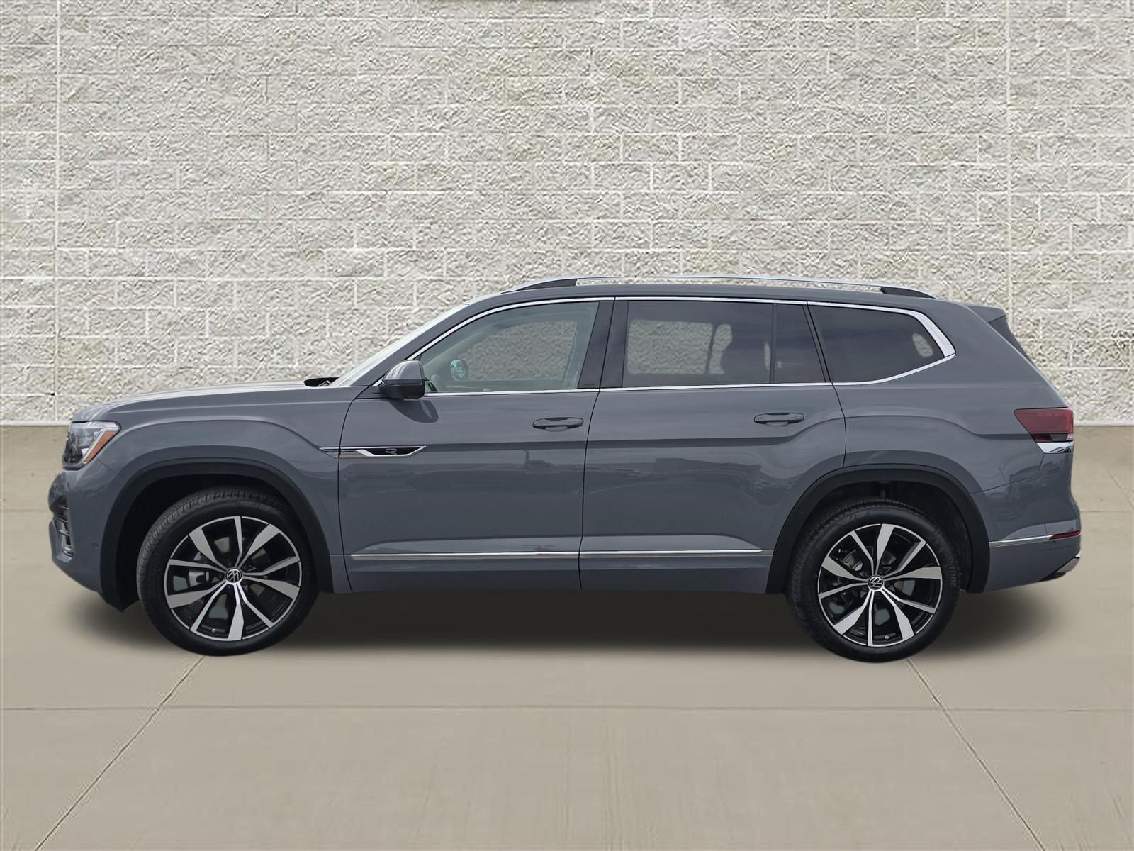 New 2026 Volkswagen Atlas SEL Premium R-Line AWD/4WD image 4