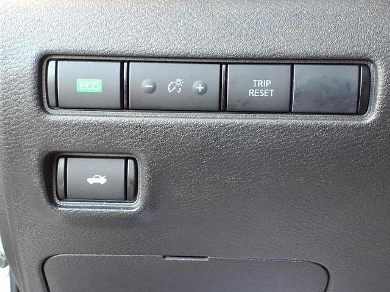 Certified 2023 Nissan Sentra SV w/ All-Weather Package image 32