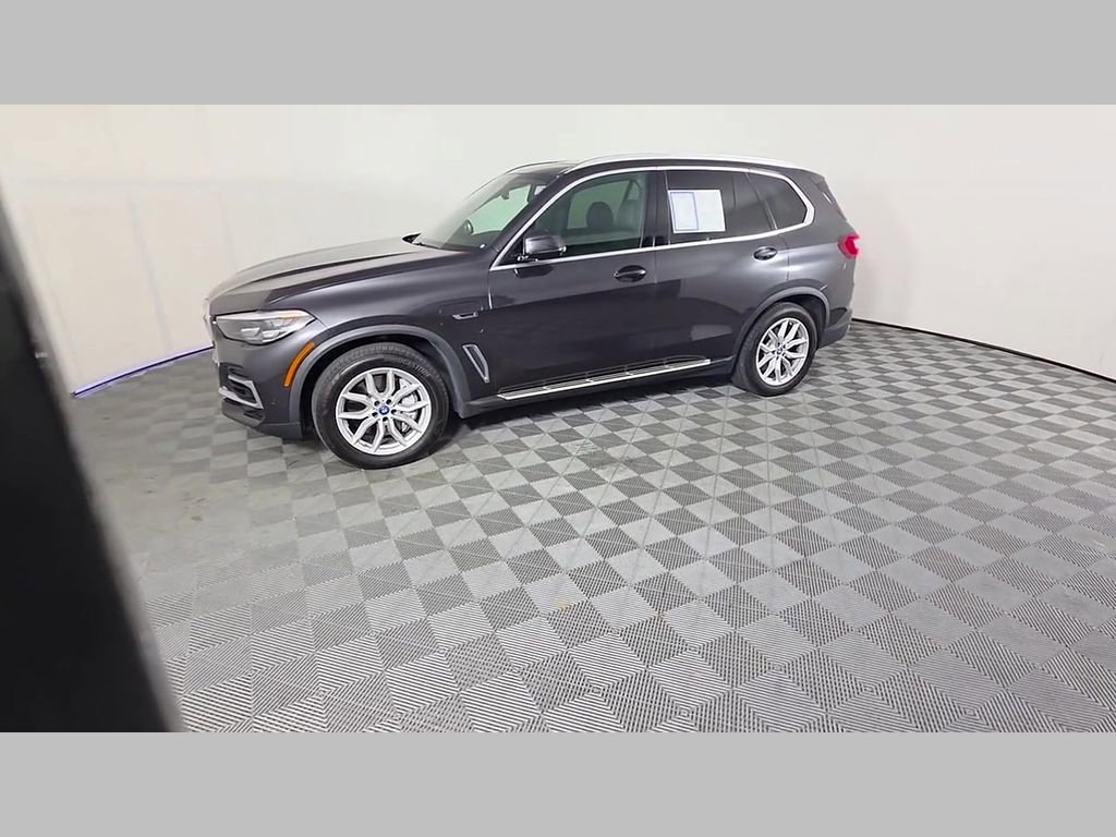 Used 2022 BMW X5 xDrive45e w/ Premium Package image 49