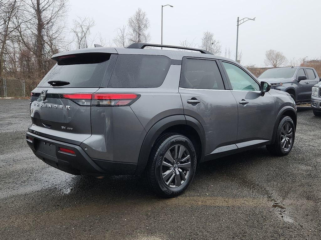 Used 2022 Nissan Pathfinder SV image 6