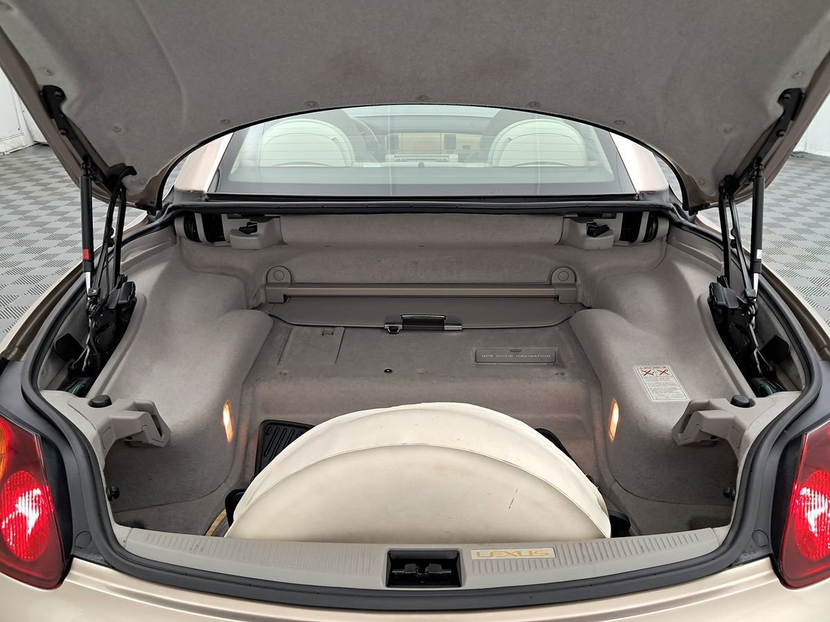 Used 2002 Lexus SC 430 Convertible image 30