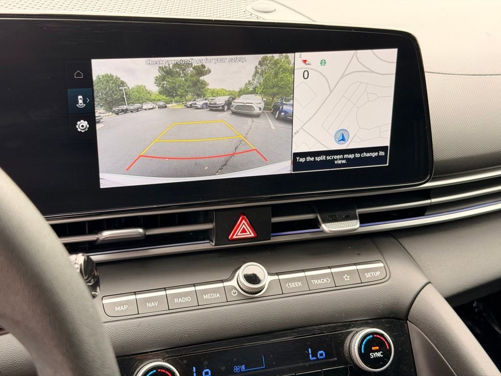 Used 2024 Hyundai Elantra SEL FWD image 32