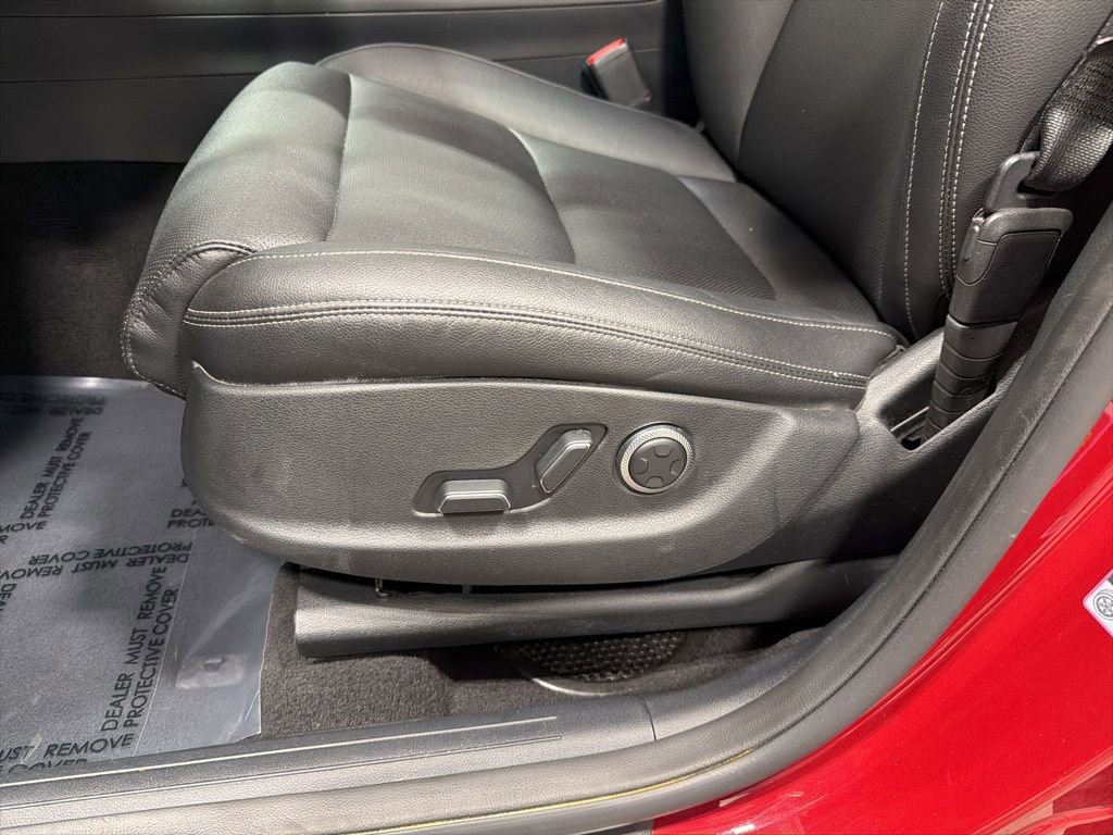 Used 2025 Genesis GV70 2.5T image 15