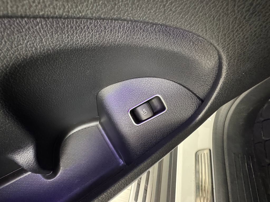 Used 2022 Mercedes-Benz GLS 450 4MATIC image 30