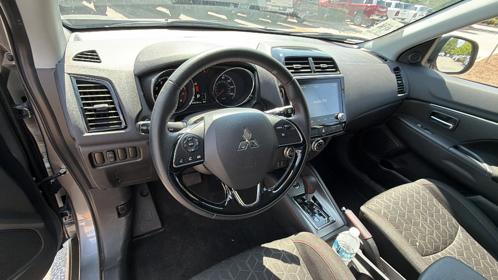 Used 2025 Mitsubishi Outlander Sport AWD image 24