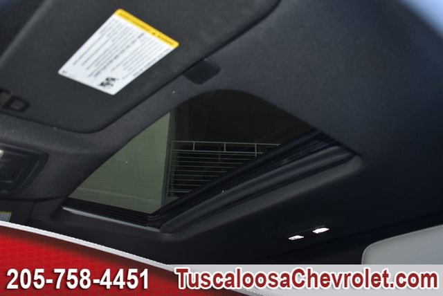 Used 2025 Chevrolet Silverado 2500 ZR2 w/ Technology Package image 23