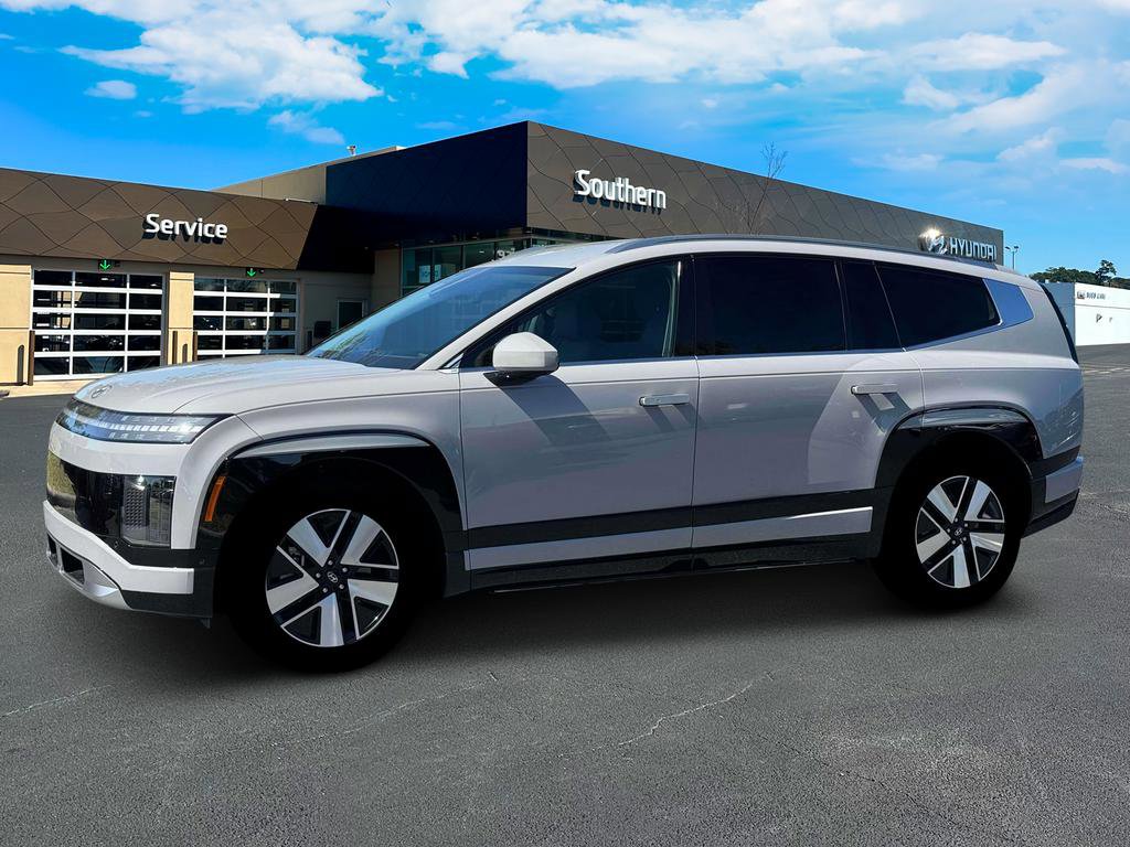 New 2026 Hyundai Ioniq 9 SEL image 2