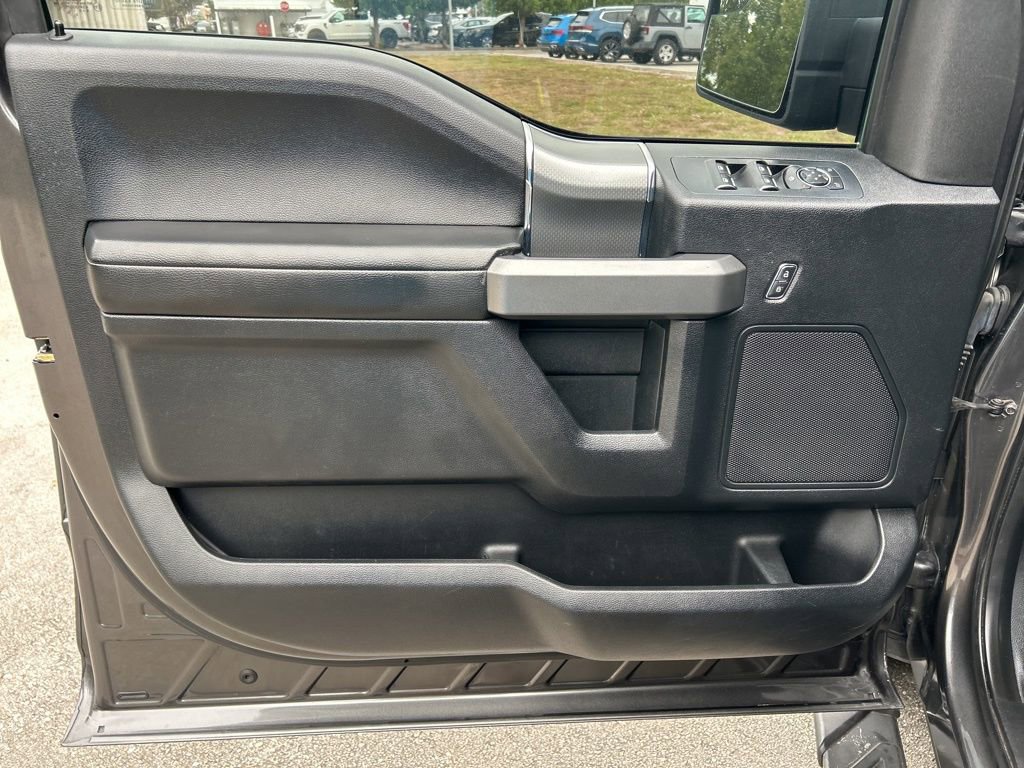 Used 2015 Ford F150 XLT w/ Equipment Group 302A Luxury image 17