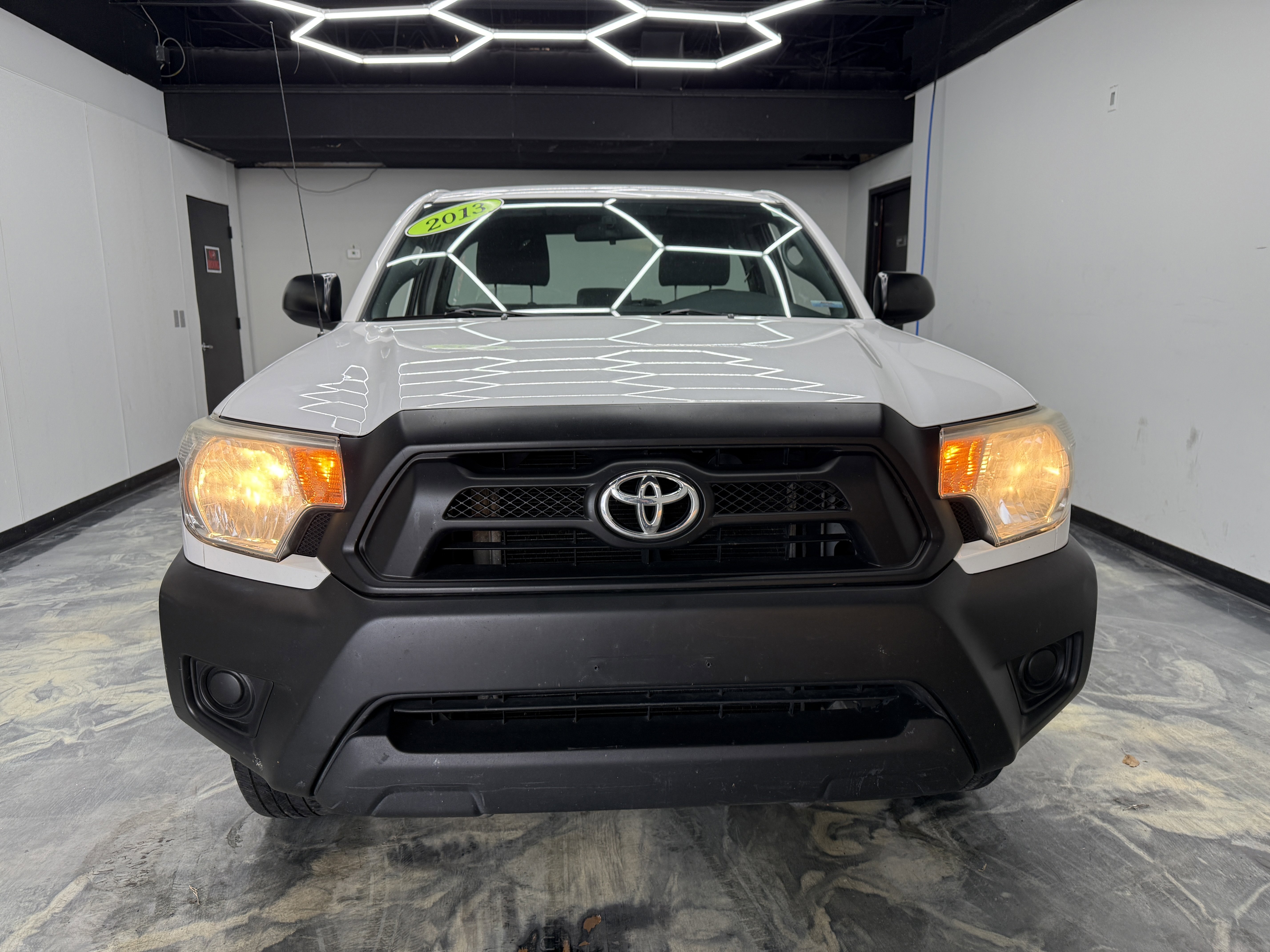 Used 2013 Toyota Tacoma 2WD Regular Cab image 7