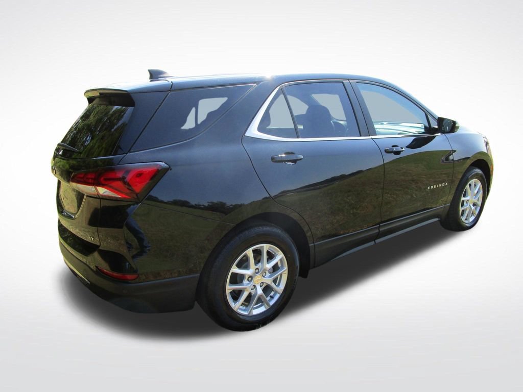 Used 2024 Chevrolet Equinox LT FWD image 10