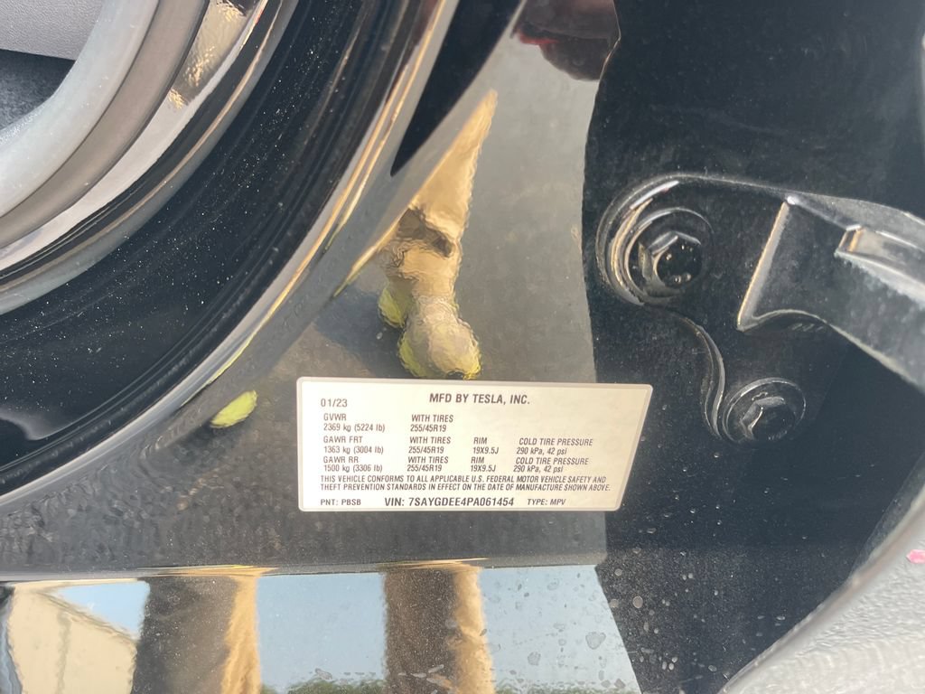 Used 2023 Tesla Model Y Long Range AWD/4WD image 21