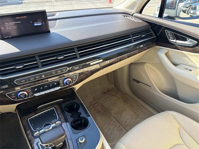Used 2018 Audi Q7 3.0T Prestige w/ Prestige Package image 16
