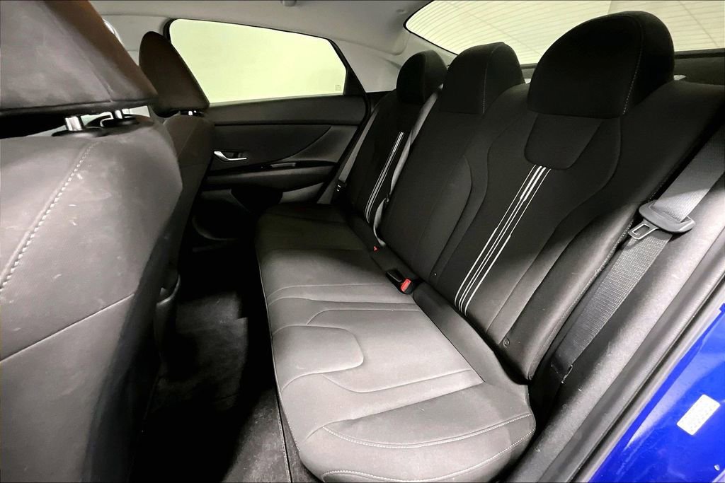 Used 2023 Hyundai Elantra SEL w/ Convenience Package image 33