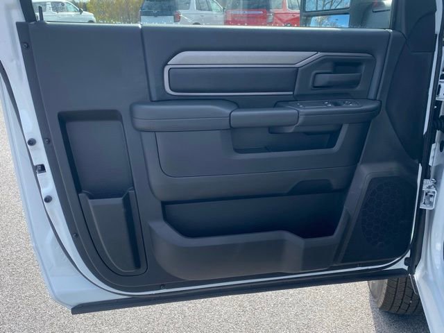 New 2026 RAM 3500 Tradesman w/ Chrome Appearance Group image 13