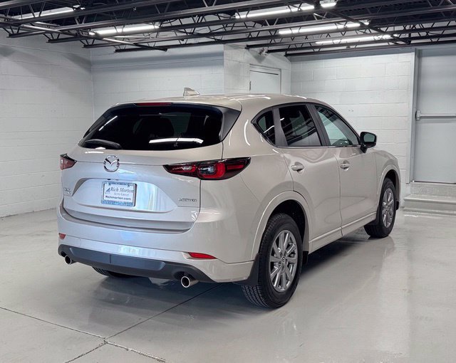 Certified 2025 MAZDA CX-5 AWD 2.5 S w/ Select Package image 3