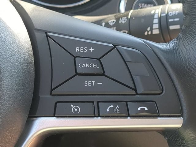 Used 2017 Nissan Rogue Sport SL w/ SL Premium Package FWD image 26