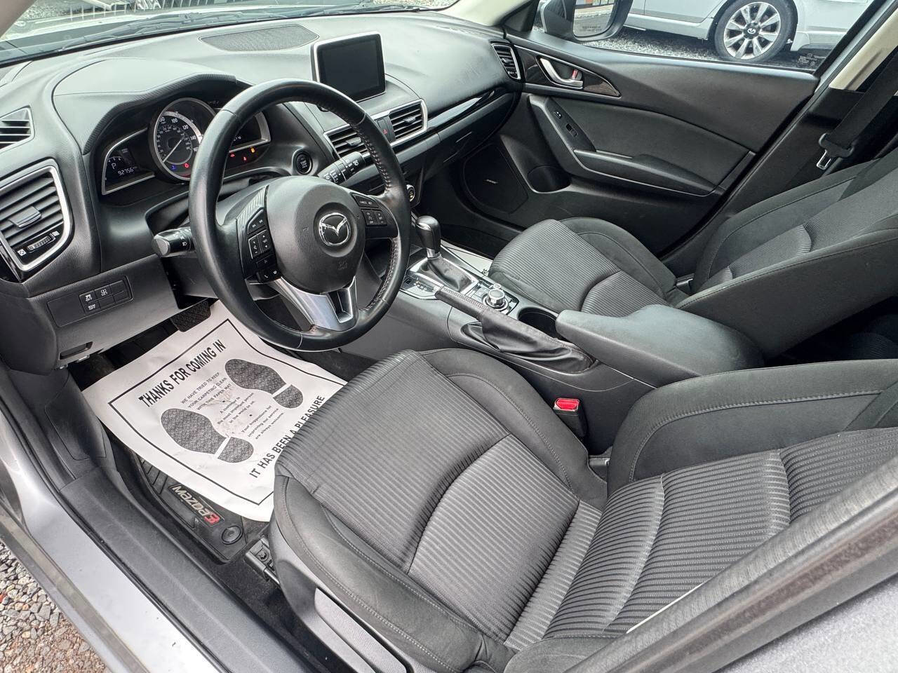 Used 2015 MAZDA MAZDA3 i Touring w/ Technology Package image 9