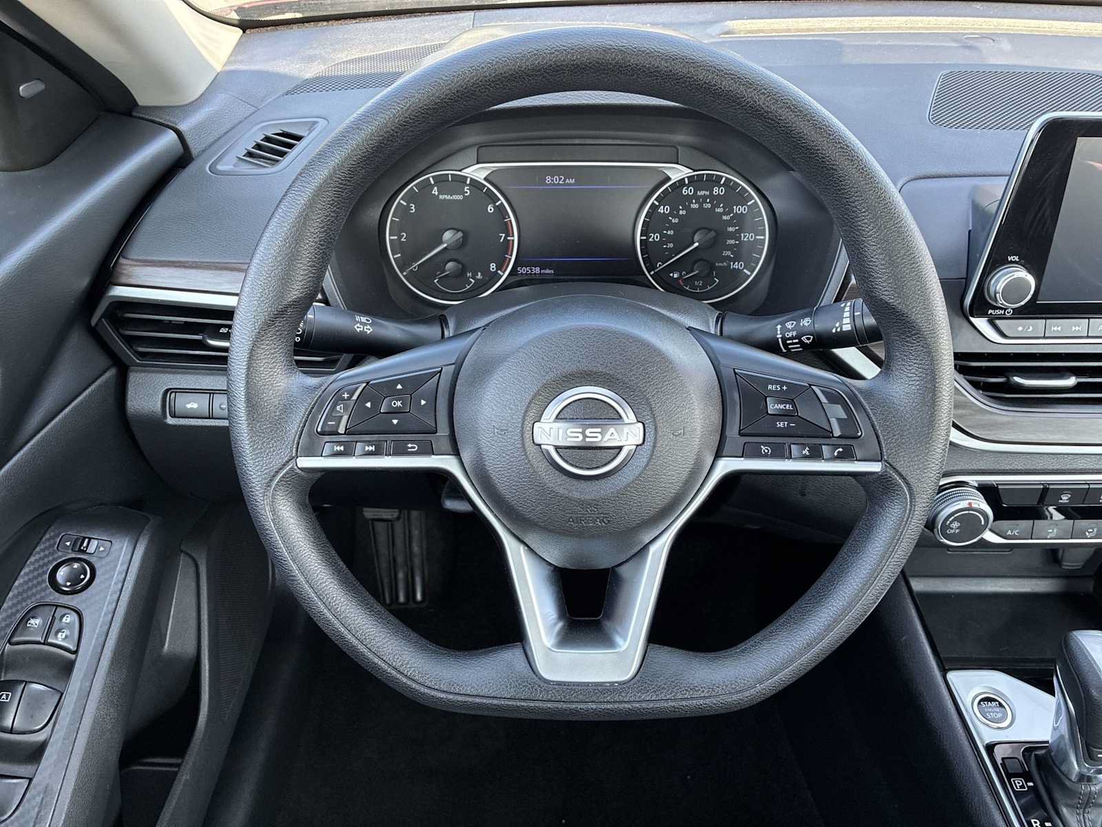 Used 2024 Nissan Altima 2.5 SV FWD image 11
