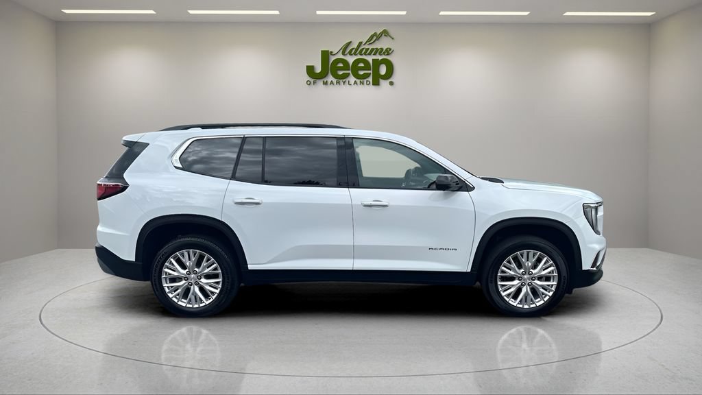 Used 2026 GMC Acadia Elevation w/ Elevation Premium Package FWD image 5