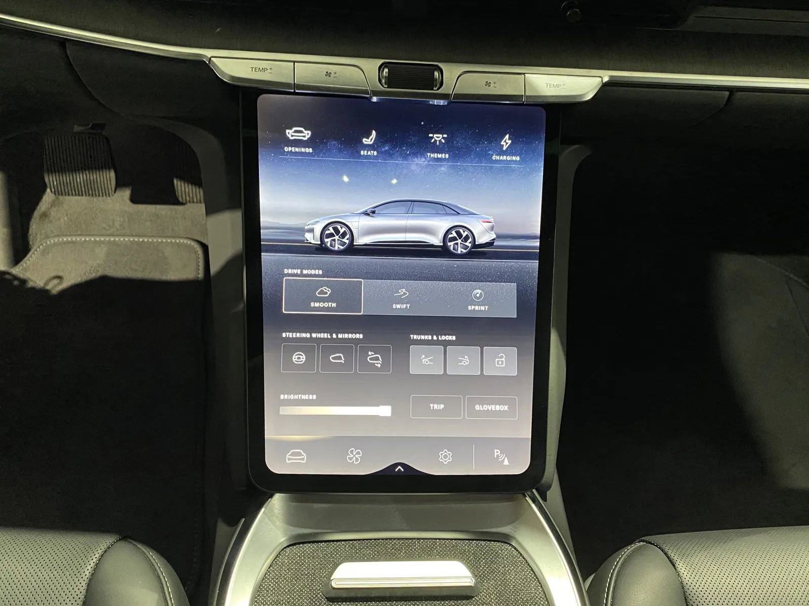 Used 2024 Lucid Air Pure image 16