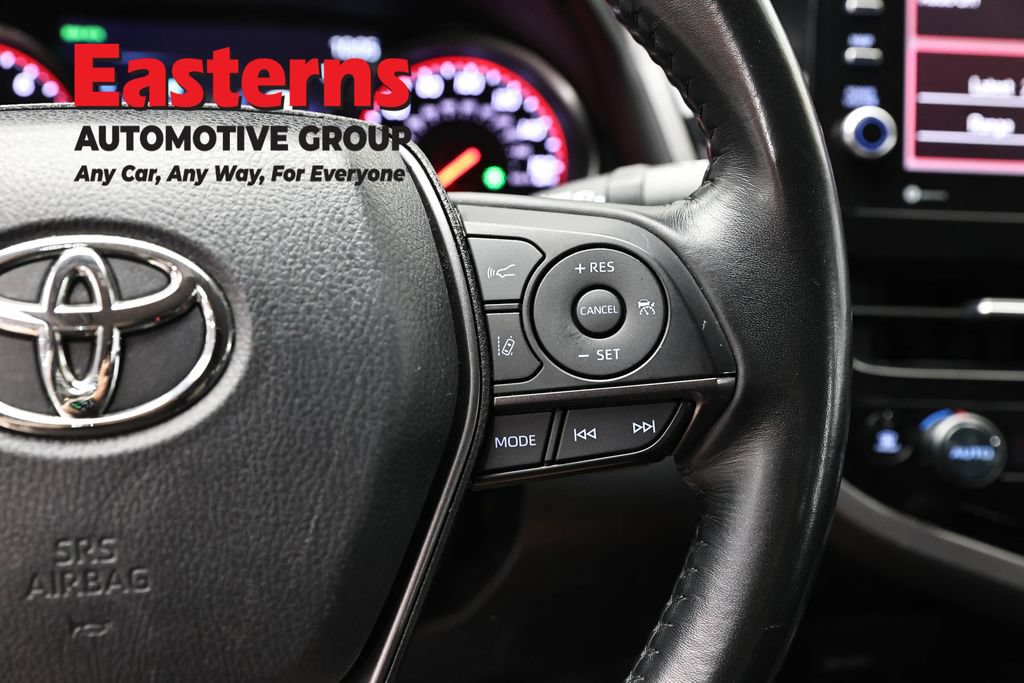 Used 2023 Toyota Camry XSE FWD image 16