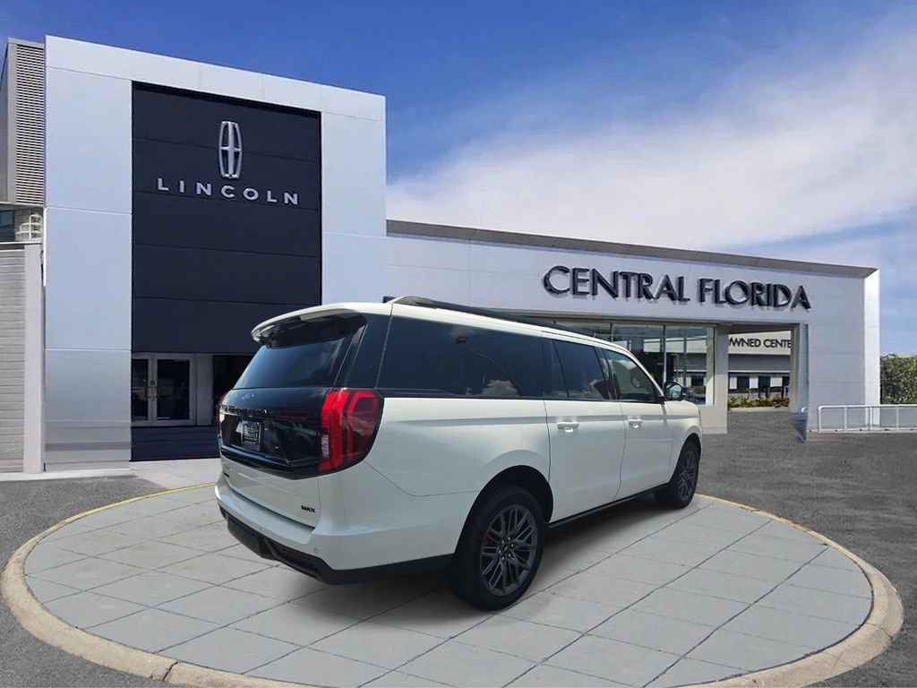 Used 2025 Ford Expedition Max Platinum w/ Stealth Performance Package AWD/4WD image 3