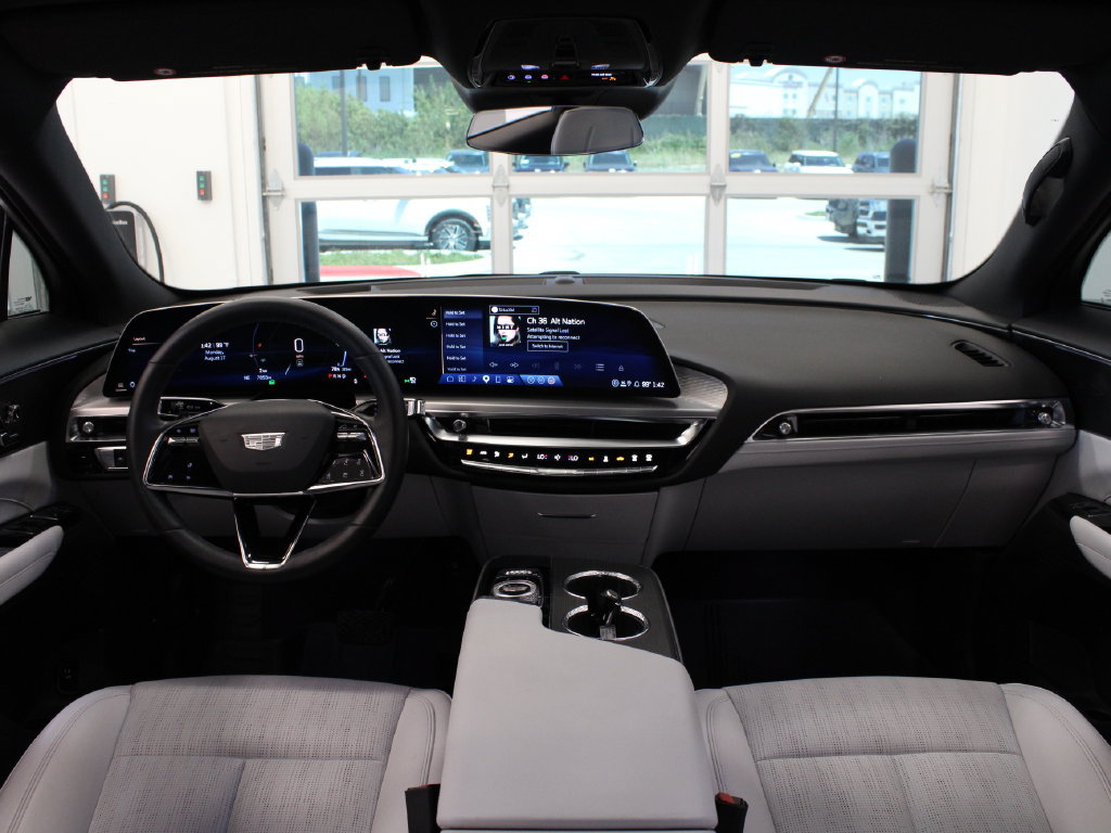 Used 2025 Cadillac Lyriq Sport w/ LPO, Floor Liner Package RWD image 18