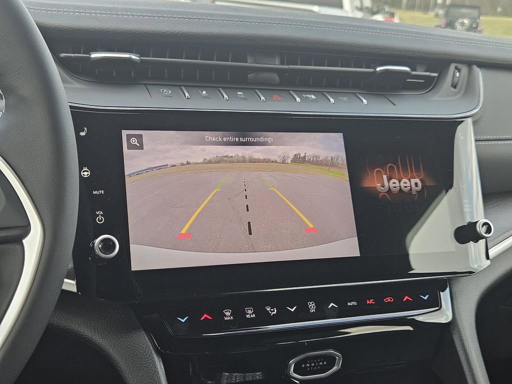 New 2026 Jeep Grand Cherokee L Laredo image 19