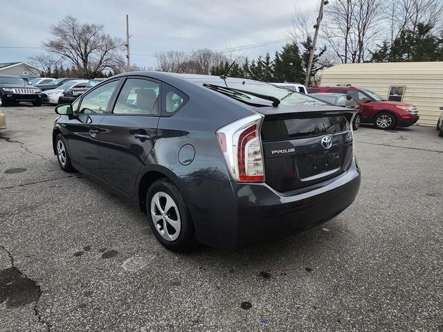 Used 2012 Toyota Prius Two FWD image 5