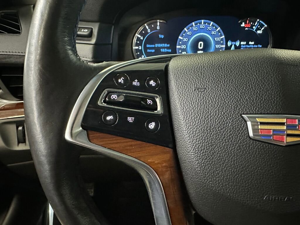 Used 2016 Cadillac Escalade ESV Luxury image 13