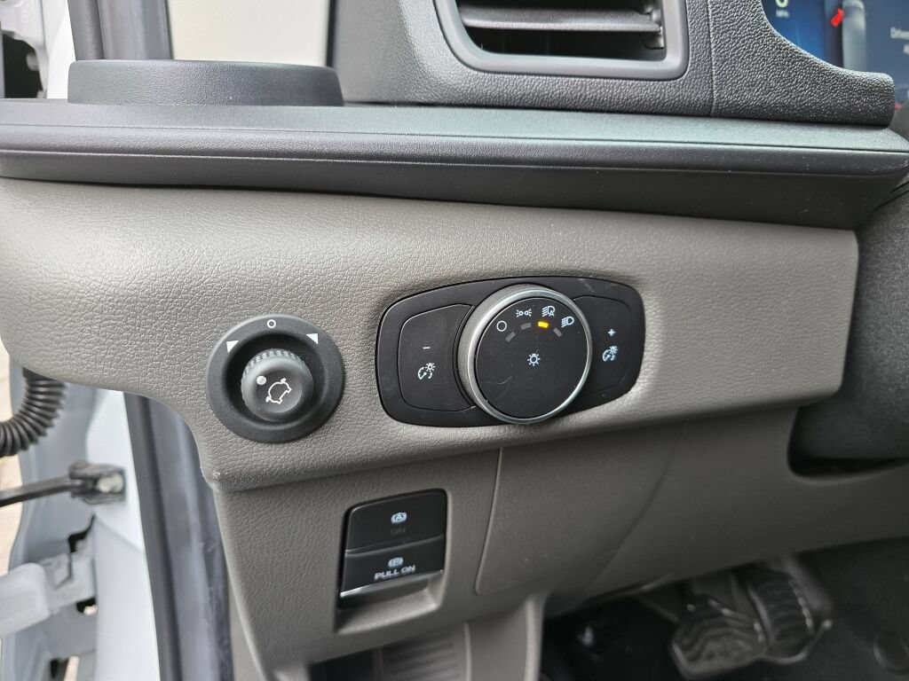 New 2026 Ford Transit 250 148 Medium Roof Extended AWD image 18