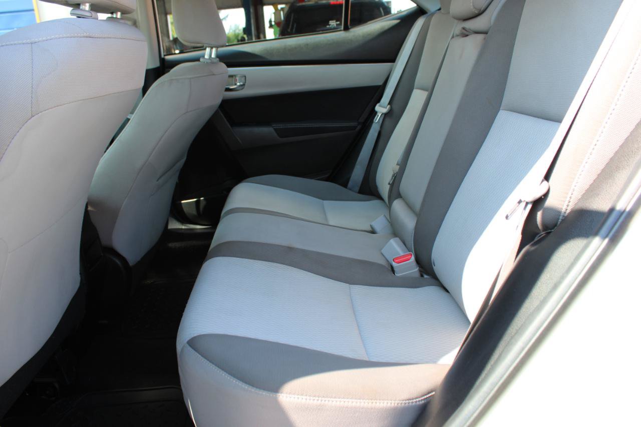 Used 2019 Toyota Corolla LE FWD image 37