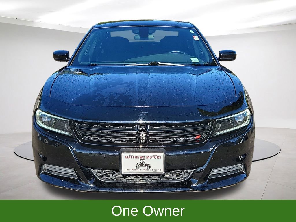 Used 2023 Dodge Charger SXT RWD image 2