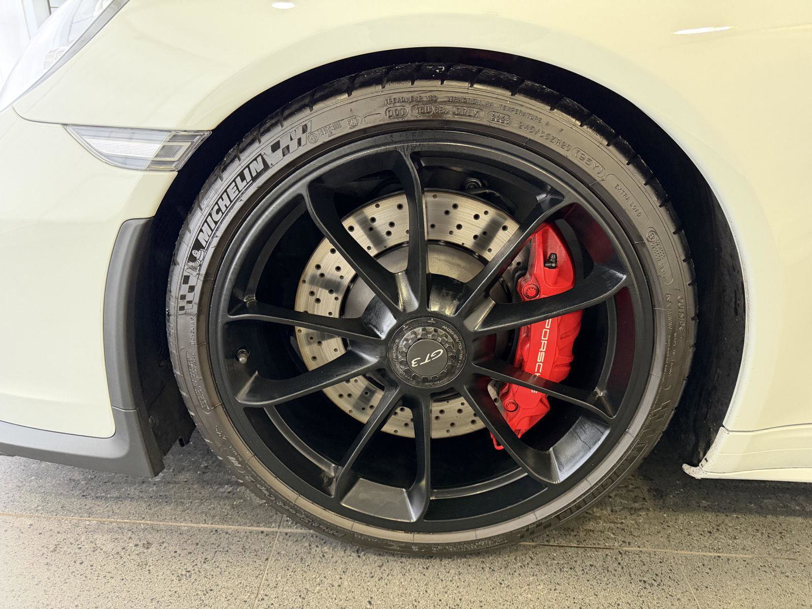 Certified 2018 Porsche 911 GT3 image 10