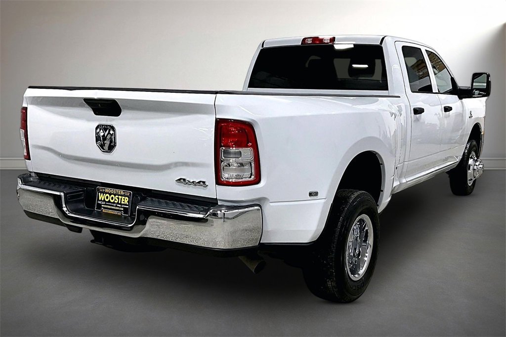 Used 2024 RAM 3500 Tradesman w/ Chrome Appearance Group image 5
