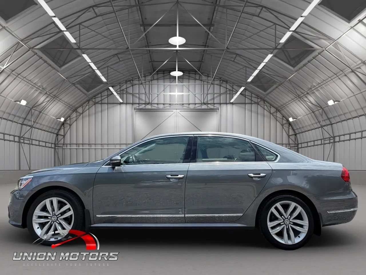 Used 2016 Volkswagen Passat 3.6 SEL Premium FWD image 8