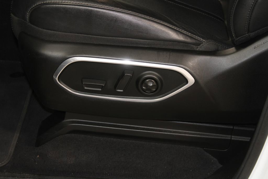 Used 2023 Jeep Wagoneer L Series II image 21