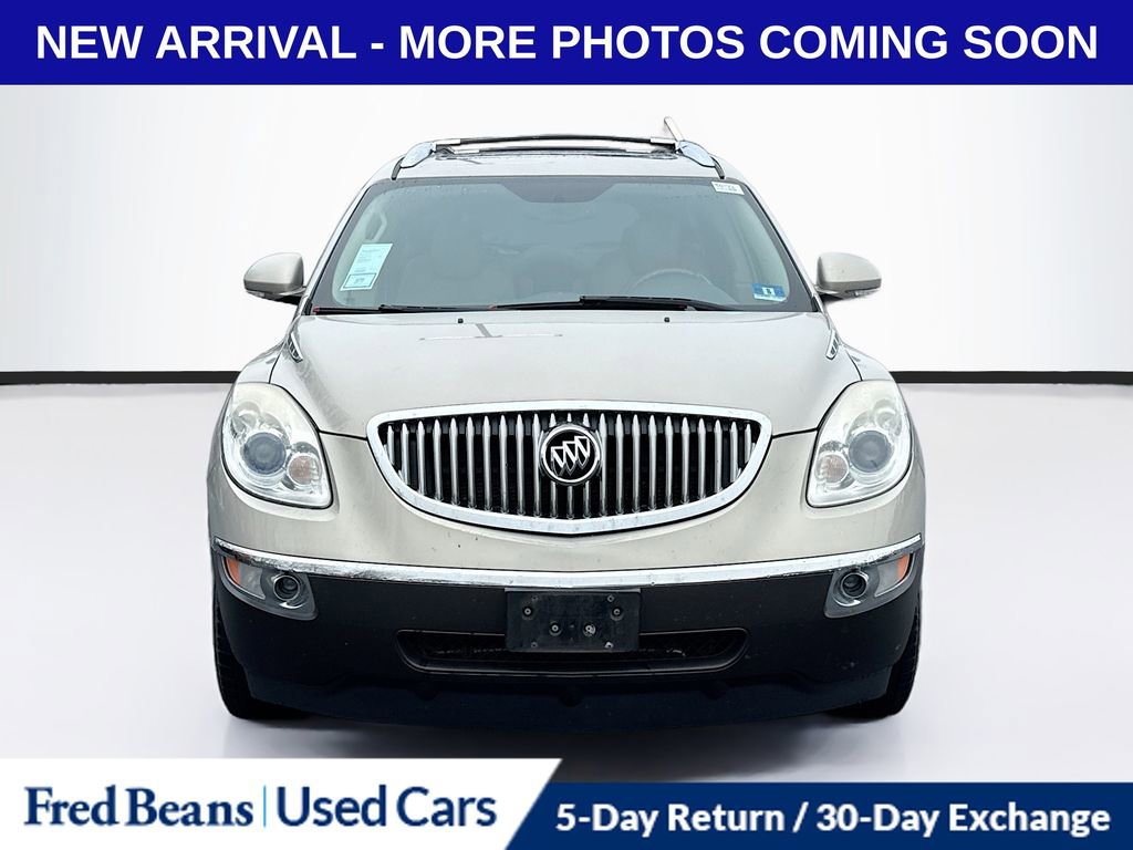 Used 2010 Buick Enclave CXL image 2
