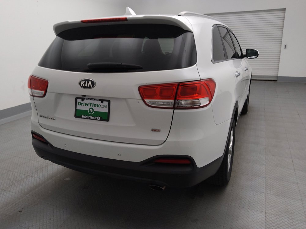 Used 2018 Kia Sorento FWD image 7