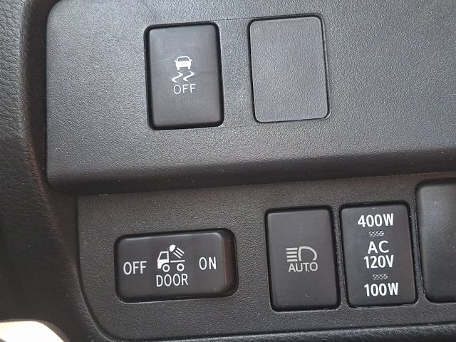 Used 2020 Toyota Tacoma TRD Sport w/ Technology Package AWD/4WD image 27